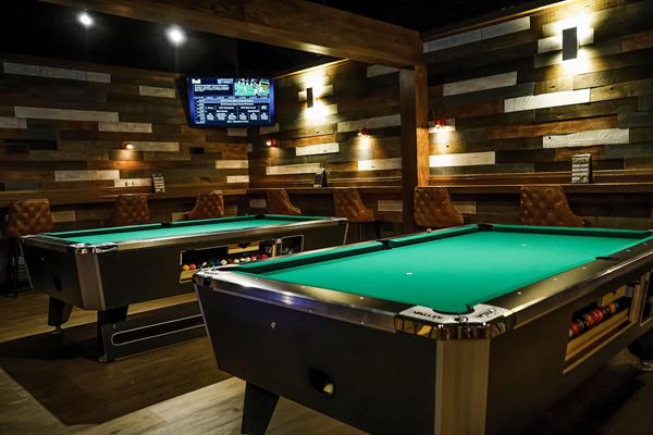 The Banquet Bar - Fort McMurray