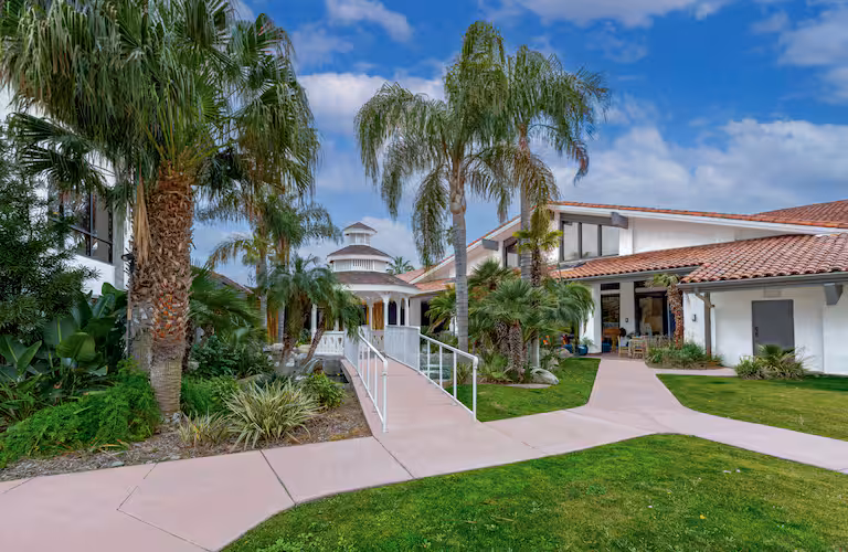 DoubleTree by Hilton Hotel Bakersfield