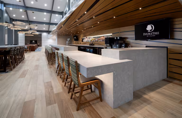 DoubleTree by Hilton Hotel Bakersfield