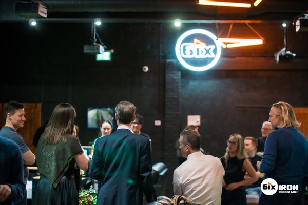 6ix Iron Indoor Golf