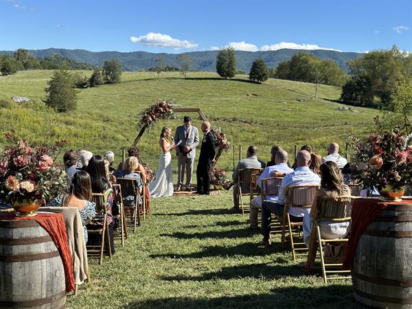 Full Bloom Farm House