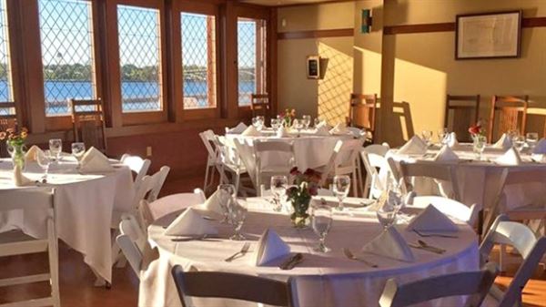 Frank Lloyd Wright's Fontana Boathouse