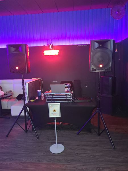 DEE JAY SERVICES - San Francisco