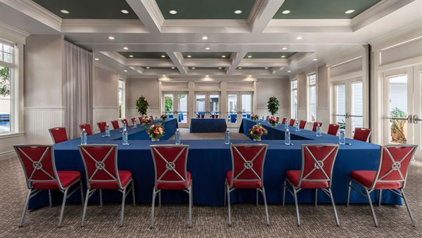 Avila Lighthouse Suites