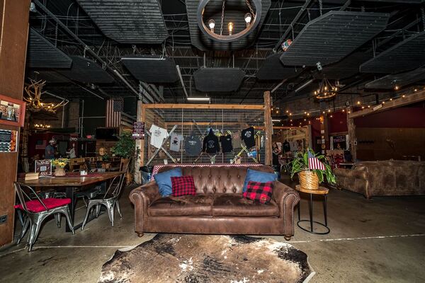 Stumpy's Hatchet House Green Brook