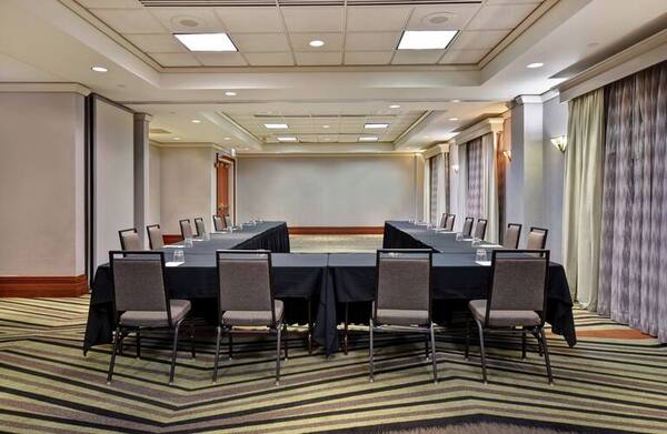 Embassy Suites Little Rock