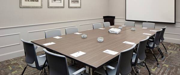 Hampton Inn Louisville Downtown