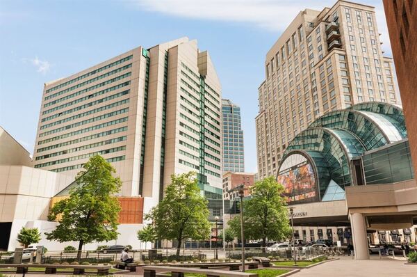 Embassy Suites by Hilton Indianapolis - Downtown