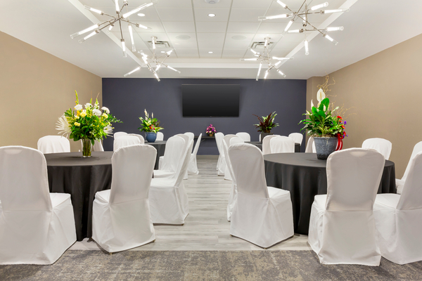 Cambria Hotel Niagara Falls