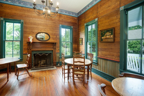 Millard's Crossing Historic Village