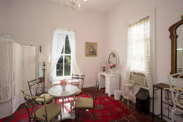 Millard's Crossing Historic Village