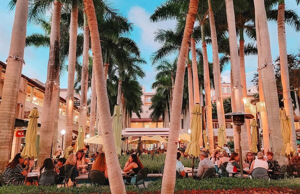 Sawa Restaurant and Lounge