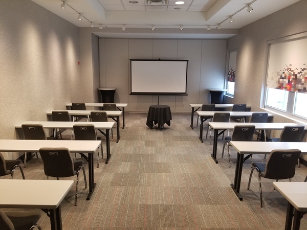 Aloft Chicago O'Hare Hotel