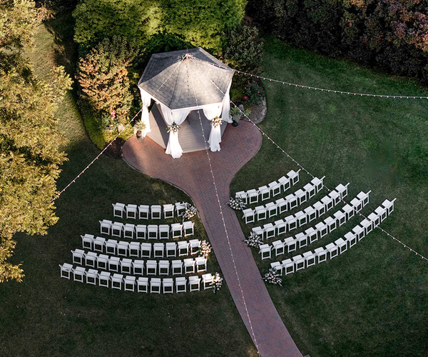 Alexander Homestead by Wedgewood Weddings