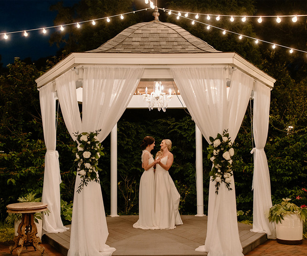 Alexander Homestead by Wedgewood Weddings