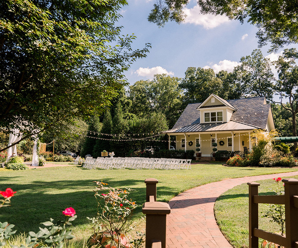 Alexander Homestead by Wedgewood Weddings