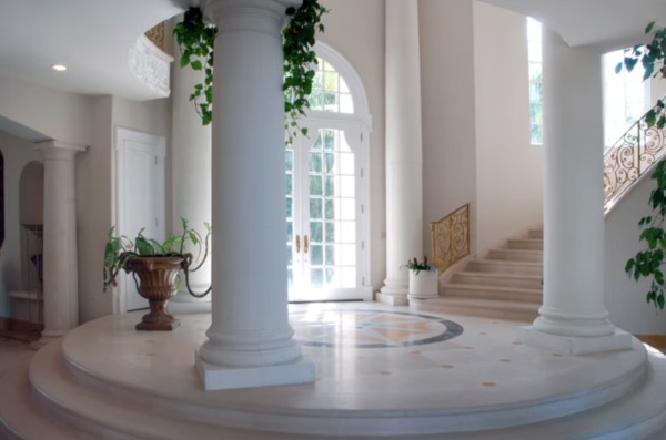 Stradella Court Mansion