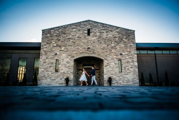 Dark Horse Estate Winery