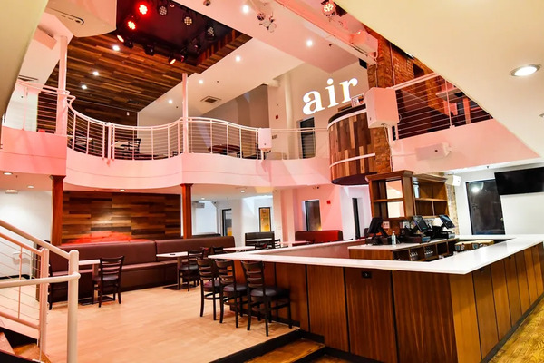 Air Restaurant and Lounge