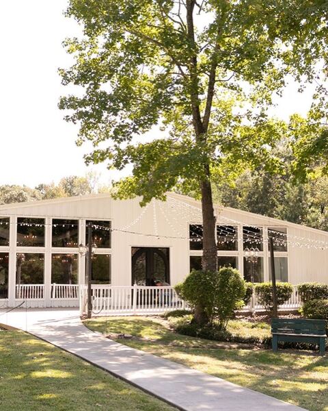 New Waverly Manor Wedding & Event Venue