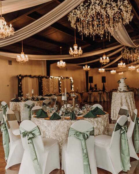 New Waverly Manor Wedding & Event Venue