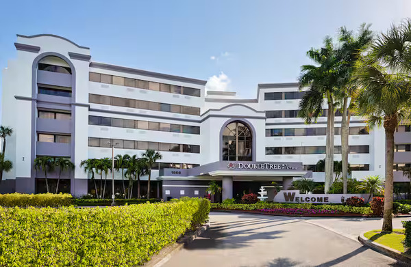 DoubleTree by Hilton Hotel West Palm Beach Airport
