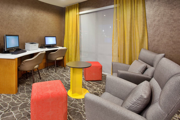 Springhill Suites Wichita East at Plazzio