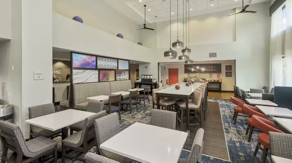 Hampton Inn and Suites Orlando-Apopka