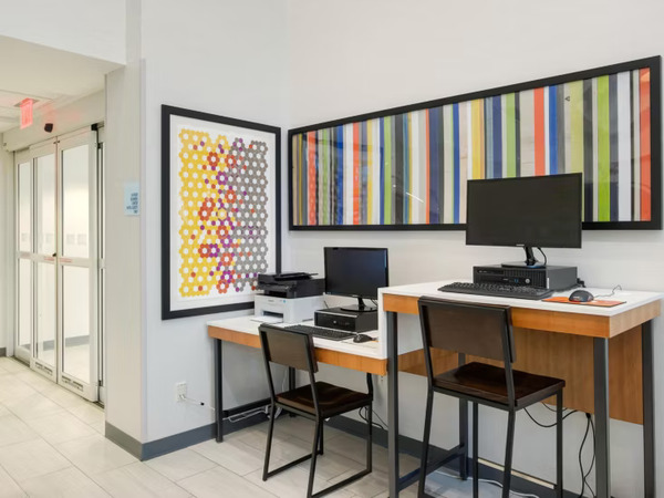 Holiday Inn Express & Suites Orlando – Apopka