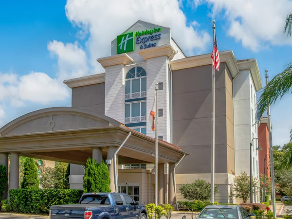 Holiday Inn Express & Suites Orlando – Apopka