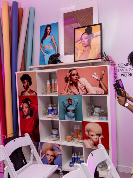 N/A & CO.LLECTIVE CREATIVE STUDIO