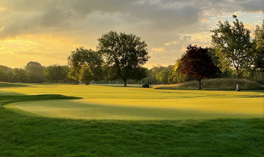 niagara falls country club dress code Country Club Attire: Learn What to Wear in 2025