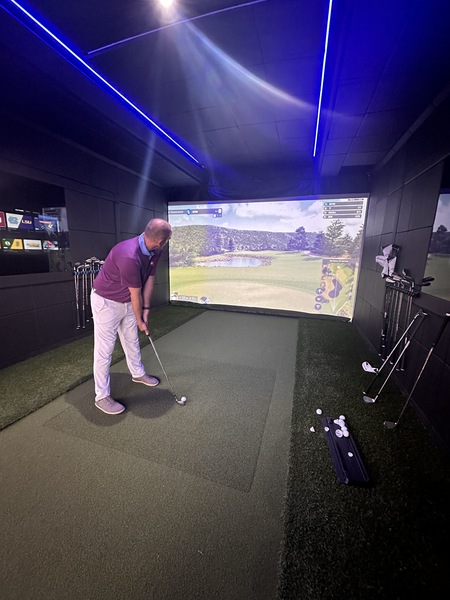 Dryvebox Denver Mobile Golf Simulator