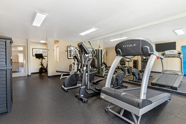 Best Western Plus Heritage Inn