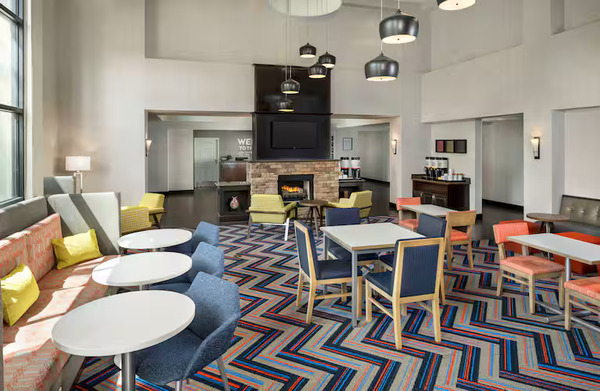 Hampton Inn & Suites Phoenix North/Happy Valley