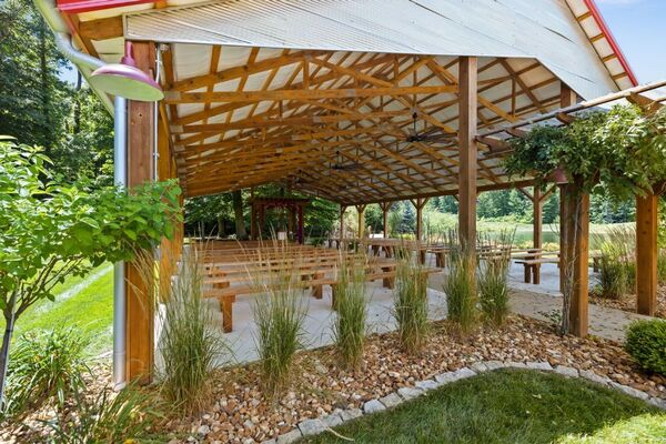 Willow Lake Event Center