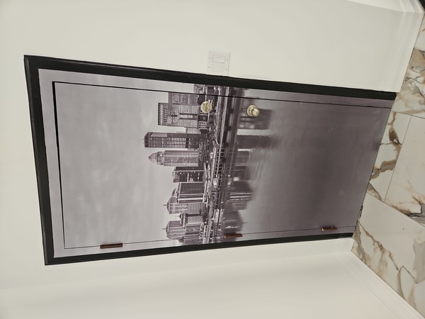 The Winston On Market