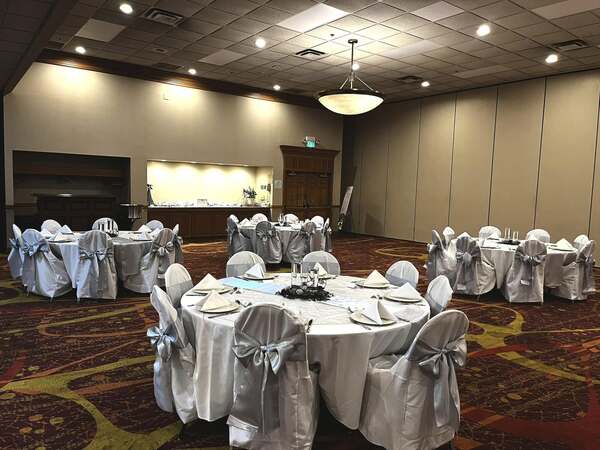 Holiday Inn Cincinnati Airport