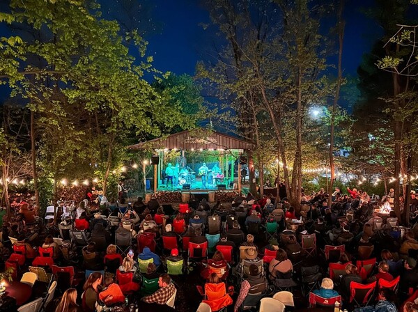 The Grove: Outdoor Venue and Drinkery