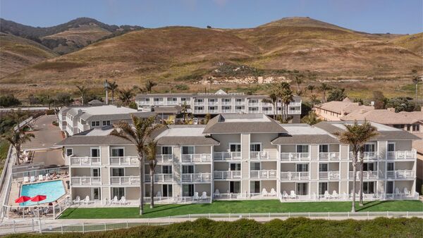 Pismo Lighthouse Suites