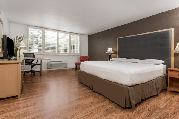 Prodigy Hotel- a Wyndham Hotel