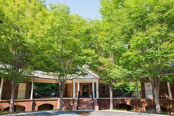 Elston Inn at Sweet Briar Farm & Winery