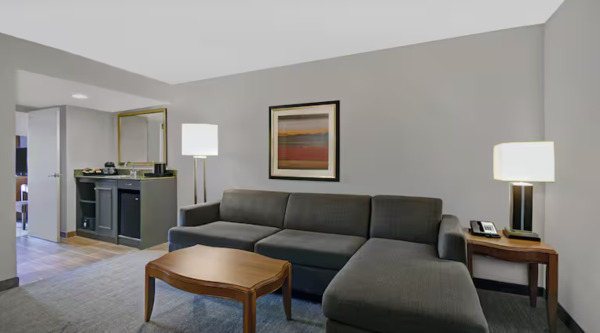 Embassy Suites Detroit - Livonia/Novi