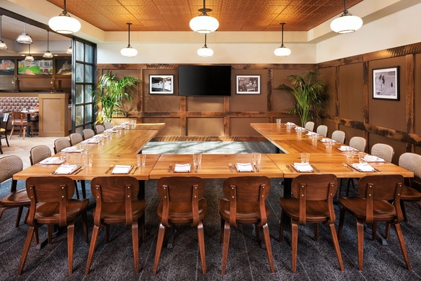 Twin Cities 400 Tavern