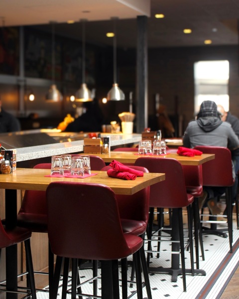 Twin Cities 400 Tavern