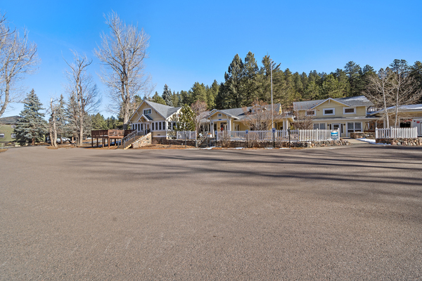 Bhojanic Social Club at The Yellow House