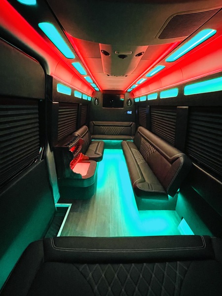 Noti Limousine