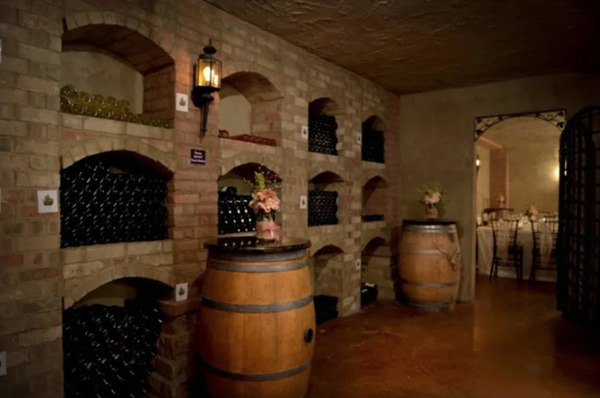 Clauren Ridge Vineyard and Winery