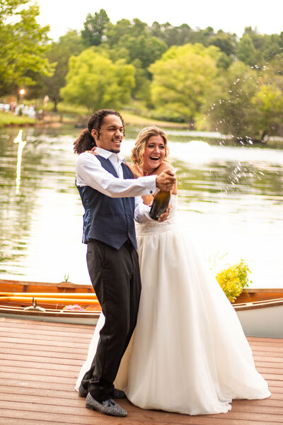 Pondside Love Nest Venue