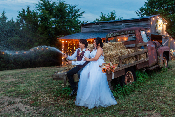 Pondside Love Nest Venue